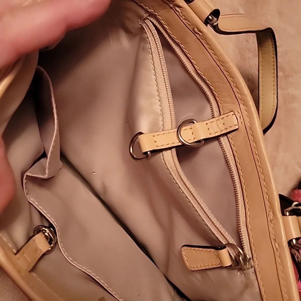 2 Coach Bags From 90's And 2000's - Picture 3 of 4